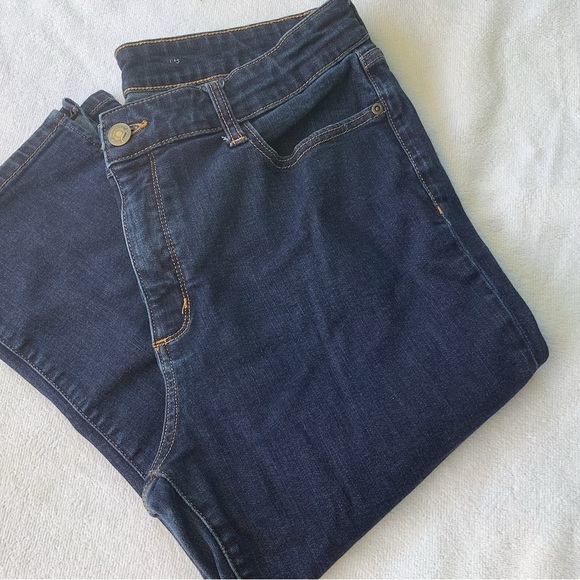 EUC, St. John’s Bay cropped Jeans, 16 - Picture 4 of 8